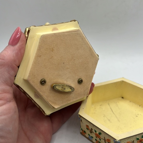 2001 Holsted House Hummingbird Music Box - Picture 4 of 5